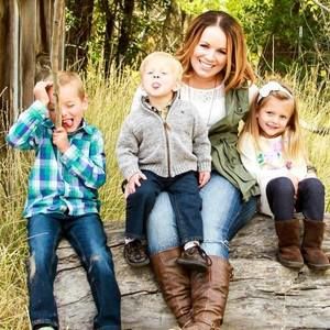 Meet your Posher, Tiffany