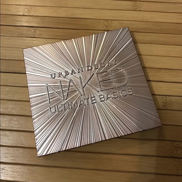 NEW Urban Decay Ultimate Basics Palette