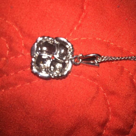 Necklace - Picture 3 of 3