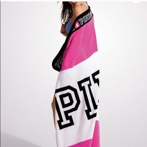 PINK limited edition 2016 blanket