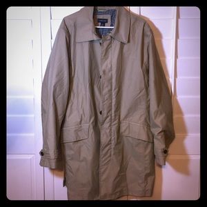 Surprise sale!  Lands' End Men's coat, size L