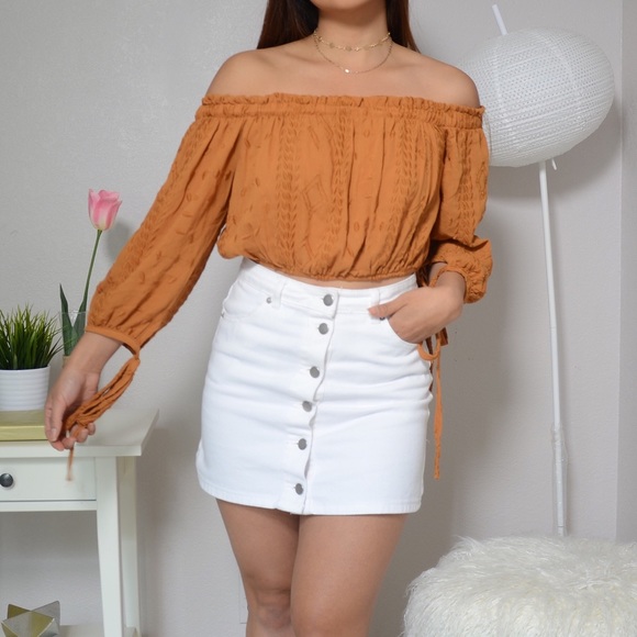 "After Sundown" Off the Shoulder Embroidered Top - Picture 2 of 2