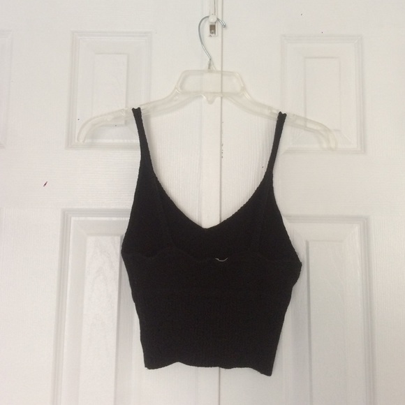 Black Knit Crop top - Picture 2 of 2