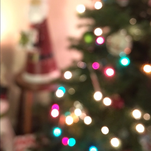 CHRISTMAS SALE!! Accepting all offers this week!!