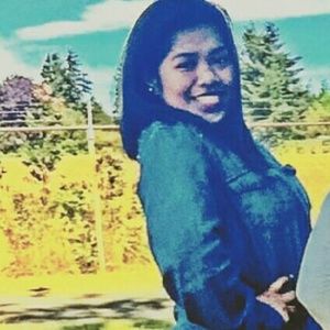 Meet your Posher, Rayleen