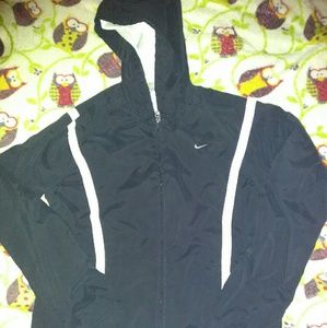 Like new nike womans windbreaker