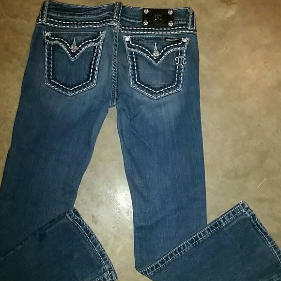 SOLD. Miss Me jeans - Picture 2 of 3