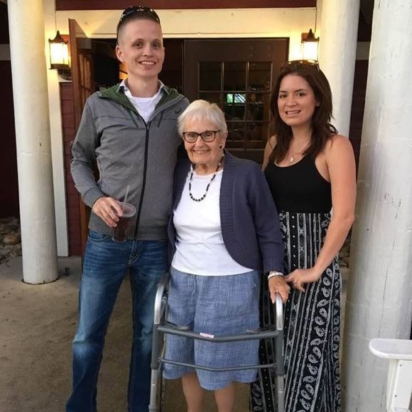 Meet your Posher, Transito