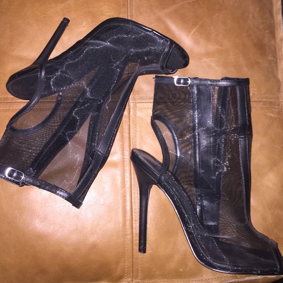 Mesh Booties