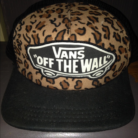 Leopard vans hat