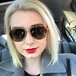 Meet your Posher, Jade