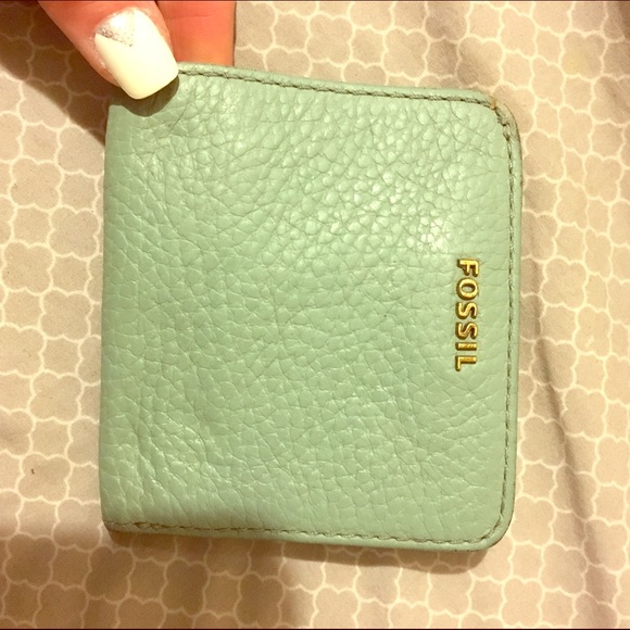 Fossil wallet
