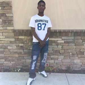 Meet your Posher, Troy