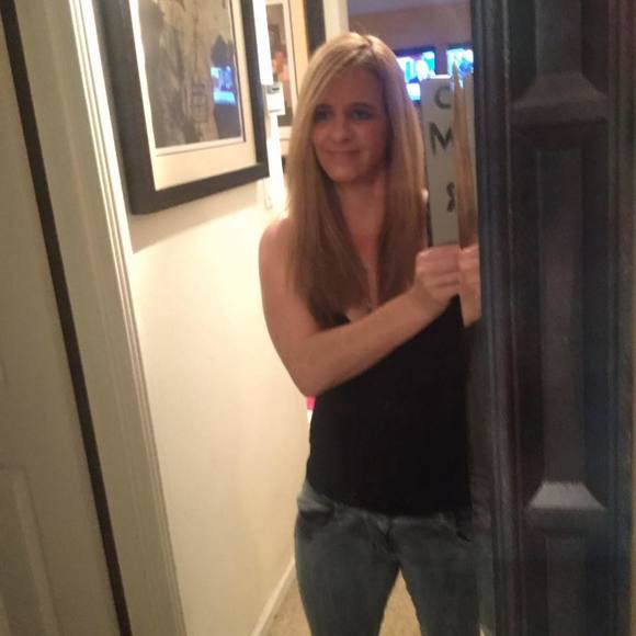 Meet your Posher, Michelle - Picture 1 of 1