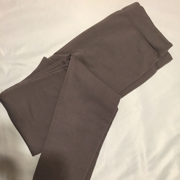 2 pair XL Leggings. - Picture 2 of 2