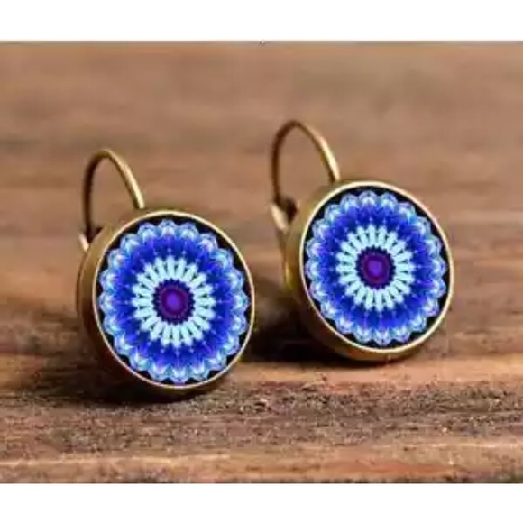 Blue Flower Mandala Glass & Bronze Earrings - Picture 2 of 4