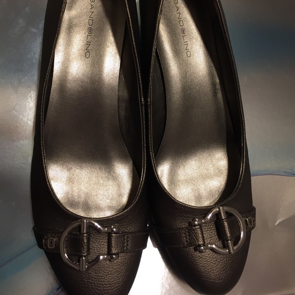 Silver Bandolino Wedge Heals - Picture 4 of 4