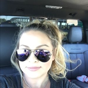 Meet your Posher, Chelsea