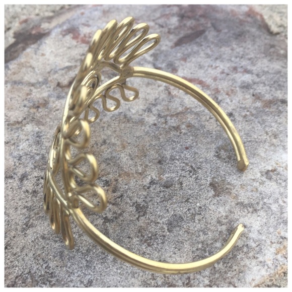 Brass Wire Wrist Arm Cuff Ethnic Bohemian Bracelet - Picture 4 of 4