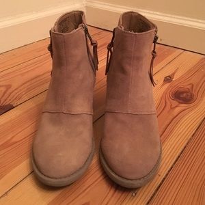 Double zip suede ankle boots