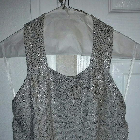 St. John long evening gown - Picture 2 of 6