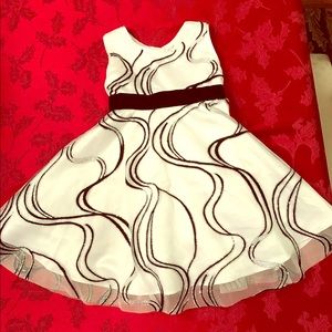 Joni Michelle 4t dress