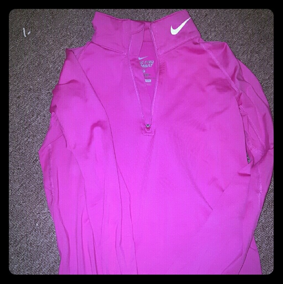 Nike workout top long sleeves