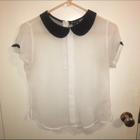 short sleeve blouse with peter pan collar