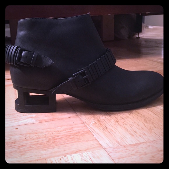 Jeffrey Campbell Shoes - Unique Jeffrey Campbell black leather booties