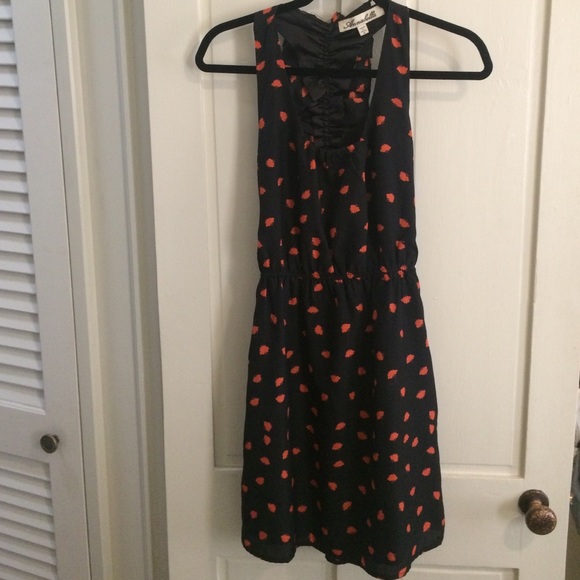 Back- ruffle butterfly dress - Picture 1 of 2