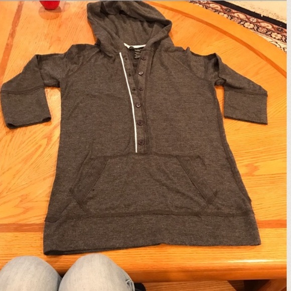 3/4 Sleeve Gray Pullover - Picture 3 of 3