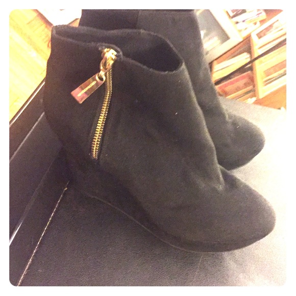 payless wedge booties