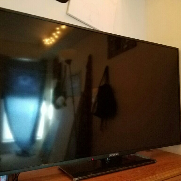 65" HITACHI HD TV