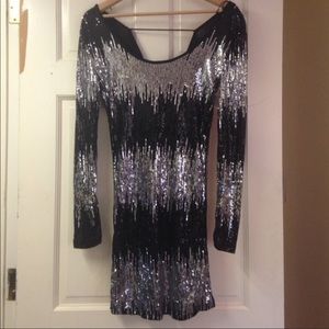 Black long sleeve party dress