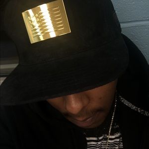 Meet your Posher, Juan