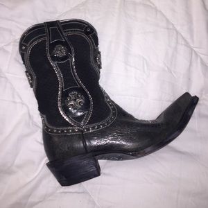 Black cowboy boots