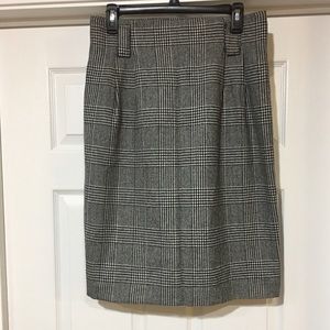 Wool knee length skirt