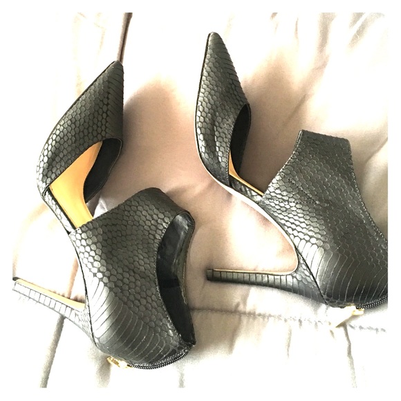 Black Jessica Simpson Heels