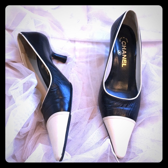 ❤Classic CHANEL heels! ❤