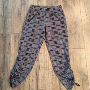 Athlete city track pant size 4