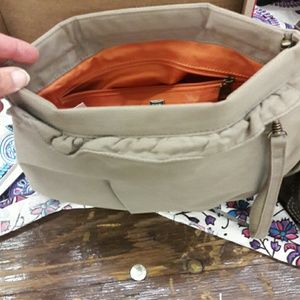 Gap bag w/wrist strap new with tags!