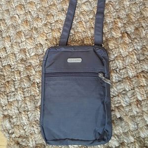 Baggallini crossbody bag