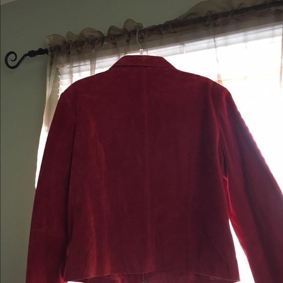 Nice Fall Jacket - Picture 2 of 4
