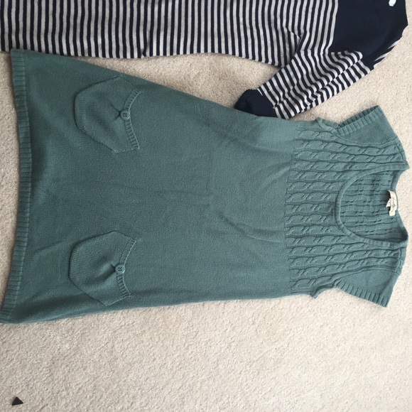 2 sweater dress/tunics - Picture 2 of 5