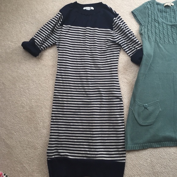 2 sweater dress/tunics - Picture 3 of 5