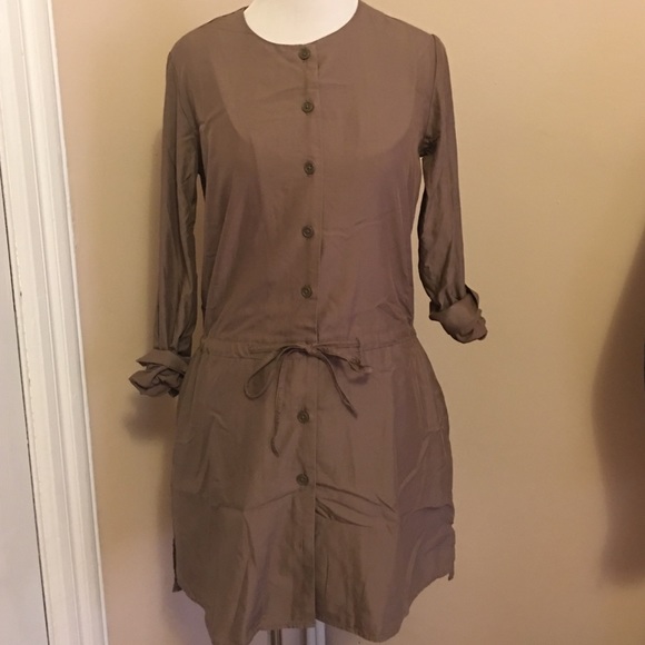 Collarless shirt dress