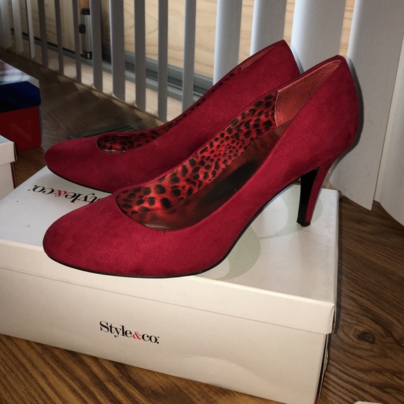 Red style & co heels