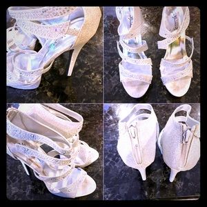 Marchi Mani Silver heels size 7 1/2