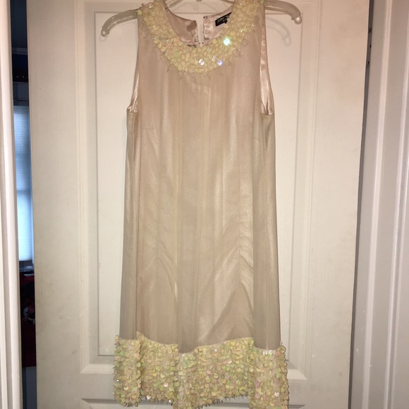 🌟Betsey Johnson Sequined Party Shift Dress 🌟