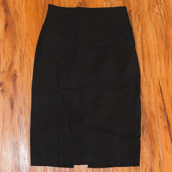 Black pencil skirt